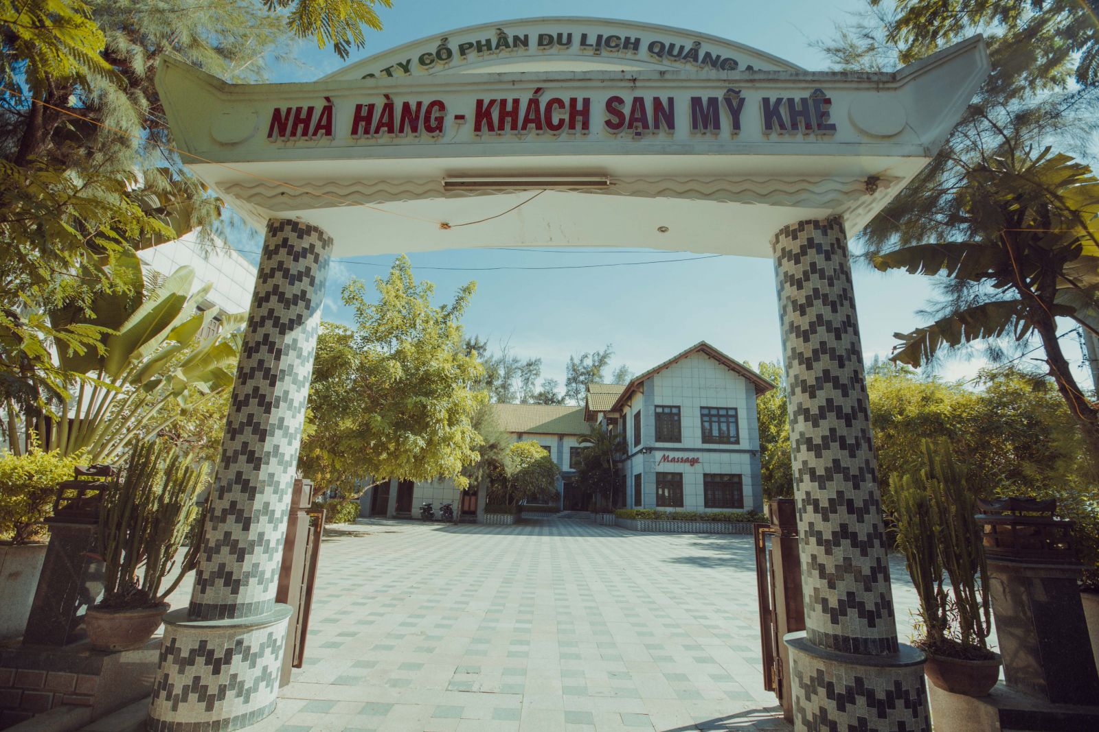 6 ly do nen den Resort My Khe - Quang Ngai
