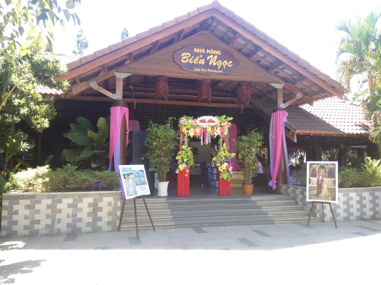 Nhà hàng Biển Ngọc - Sa Huynh Beach Resort